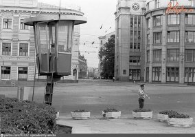 я помню пот такой пост ДПС (тогда ГАИ), в народе он назывался "стакан".