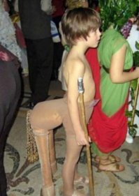 Порция странных фотографий, не поддающихся логике