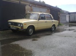 Лучший тюнинг - заводское состояние машинки
(на этой фотке, видно, что хозяин даже родные колпаки на колеса сохранил и никакого колхоза не приколхозил)