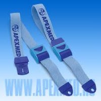 палка о двух концах. захожу, дайте грю упаковку кордиамина. небольшой ступор... выносит бл@ таблетки кардиомагнила. смотрю на этого "провизора"... а грю жгут Эсмарха есть? большой ступор. это грит чо? я грю, жгут кровоостанавливающий. ааа, грит, есть. и выносит эту херь, лапку пережать шоп в венку колоть. я в панике оттуда сваливал.