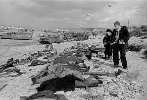 А чего все фотки то такие красивые и улыбающиеся? Добавьте вот эти.