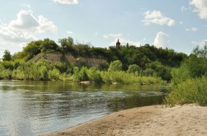 "Тяпкина гора где?" 
А это что?