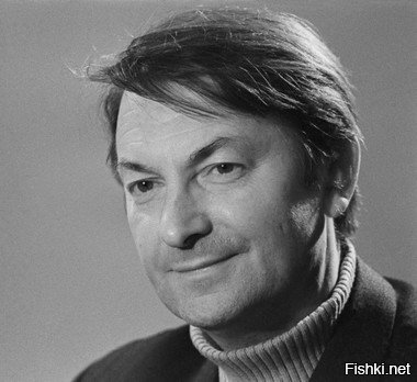 "Актеры ВСЕГДА в нашей стране получали хорошо, причем получили в большей степени ЗП черным налом"
------------------
Может это будет слишком грубо, но не надо 3,14здеть,если не знаешь

Георгий Вицин



 Вицин до последнего играл в театре, а свою богатую квартиру отдал любимой дочери. Перебрался в хрущовку, где стал избегать публичной жизни и даже общения с соседями.

В немногочисленном кругу его знакомых вспоминают, что Георгий Михайлович отличался особой добротой. Кормил птиц, подбирал и выхаживал дворовых собак, хотя сам жил на скромную пенсию и гонорары за редкие выступления. Помощь от поклонников не принимал, ссылаясь на то, что люди отдают ему последнее. Демонстративно не взял даже деньги, присланные в больницу.

Умер после продолжительной болезни на девятом десятке лет. За скромным пенсионерским гробом шли лишь вдова с дочерью и несколько соседок. 

Семен Фарада



Любимый характерный актер Семен Фарада за несколько лет до смерти выпал из театральной и киношной жизни. Его здоровье не позволяло работать с полной отдачей.

Семен Фарада прошел лечение в десяти больницах. В одной из них ему сделали операцию   установили искусственный клапан в сердце. Перенес он ее отлично, даже хвастался тем, что может играть в футбол. Но спустя некоторое время до актера дошло известие о смерти Григория Горина.

Печальные новости вызвали сильнейшее потрясение, которое спровоцировало инсульт. У актера нарушилась речь, стало тяжело ходить. Прошло чуть больше года, и Семен Львович снова попадает в операционную   на этот раз звездный актер сломал шейку бедра. Три операции только усугубили состояние сердечно-сосудистой системы Фарады. У него диагностируют второй инсульт.

Все эти годы актер, не имеющий возможность сниматься, жил в настоящей нищете. Деньги на дорогое лечение не выделялись, семья актера все это время выкручивалась сама. Во многом из-за недостатка средств на дорогие лекарства, знаменитый артист скончался от сердечной недостаточности на 76 году жизни. 

Сергей Филиппов



 Актер ненавидел свою славу, поскольку его часто узнавали отождествляли с глупыми и неуклюжими персонажами, докучали на улице, без зазрения совести могли остановить, лезли с объятиями, считали  своим  человеком. Злясь на беспардонную народную любовь, Филиппов стал настоящим затворником.

В 1965 году у актера обнаружили рак головного мозга. Умирал он тяжело и одиноко. Друзья Сергея Николаевича писали в своих воспоминаниях, что Филиппов буквально голодал, а вот его сын, который почему-то не заботился об отце со страшным заболеванием, настаивает, что папа был счастлив, занимался коллекционированием бронзовых фигурок, мебели из красного дерева и антиквариата.

Тем временем факт остается фактом: две недели тело знаменитого актера пролежало в пустой квартире. Денег на похороны любимец публики не скопил, Ленком отказался хоронить его за свой счет. Александр Демьяненко, узнав о беде, что называется  с шапкой по миру  нашел считанные копейки, которых хватило, чтобы проводить героя главных советских фильмов в последний путь. Сын на похороны не успел. 

Тамара Носова



 Она всю жизнь скрывала свое происхождение потому, что стеснялась признаться, что собственный отец бросил ее с братьями в детском доме   после смерти мамы. Тамару Макаровну воспитывала приемная семья, которой актриса была очень предана. Родной отец явился, только когда Тома стала известной. Узнал ее в кино, предложил общаться, но друзьями они не стали: Тамара была против.

До старости она будет держаться за свою приемную маму, а после ее смерти замкнется в себе и станет вести затворнический образ жизни. Детей Носова не нажила, старость встретила с нищенской пенсией, которой не хватало даже на квартплату. Под конец жизни была вынуждена питаться в столовых для бездомных.