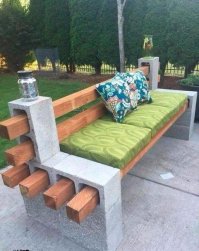 главное на спинку не облокачиваться. ну и не елозить