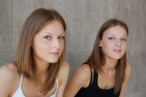 12 знаменитостей, у которых есть близнецы