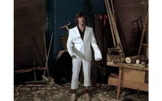 Главное что бы костюмчик сидел.;)