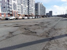 Не пускайте его на Шуваловский пр. между Богатырским пр. и ул. Оптиков в славном городе Санкт-Петербурге! Его там сердечный приступ хватит! :)