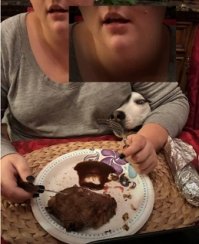 Эта тётя не поделится...