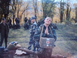 ВЧ 2122 6 ПогЗ "Псоу"
Осень 2003-2005.
Дурачусь на стрельбище.