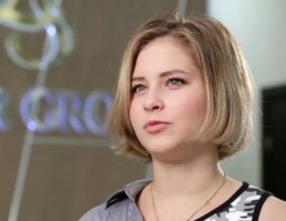 Ох как она похорошела, мама дорогая!..