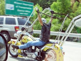 15 нелепых ситуаций, на которые больно смотреть