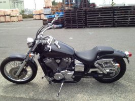 Дизайн-это ещё не всё,что там по характеристикам и цену бы узнать...хотя на мой взгляд и дизайн весьма спорный,на мой взгляд,красивее Слэшера ещё не придумали мотоцикла...