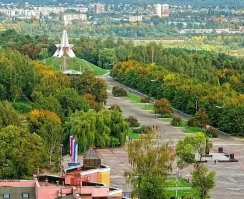 афтор поста "город - Балтийск. Города России. Пост номер 57"
я тебя вычислил, ты шпион, ну а как назвать человека, который фотографирует только красивые города?

где например фотка славного города партизанской славы Брянска?

да шучу конечно, Брянск красивый город, особенно весной, и если от центра далеко не уезжать   

Автор? с остальными городами так же???