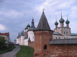 14 парных фотографий, где в каждой паре - ад и рай для перфекциониста