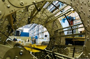 Напоминает какую-то гипертрофированную цепь от велика... Что за херня такая вообще?