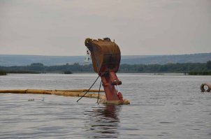 Аварии экскаваторов, завалы, падения и перевертыши