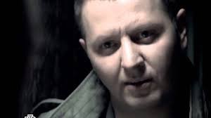 Кристиан Бэйл очень разноплановый  актер: он и у нас в криминальном сериале успел засветиться;) Но это шутка, конечно, а актер очень харизматичный, только плюс за него