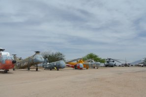 О - этот Ми-24 из авиамузея округа Пима в Аризоне, вот еще оттуда-