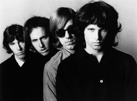 Полный состав группы The Doors (слева направо: Денсмор, Кригер, Манзарек и Джим Моррисон)