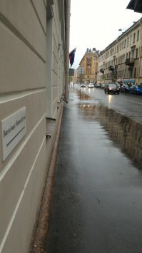 А это уже в самом Санкт-Петербурге уровень воды в 1824г.