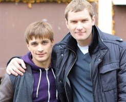 Гарик из "Реальных пацанов" научился в шахматы играть?