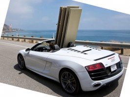 Это кадр из фильма железный человек 2