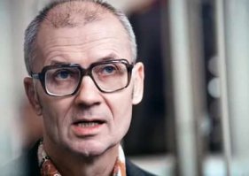 Интересно, как бы они с этим товарищем поступили?