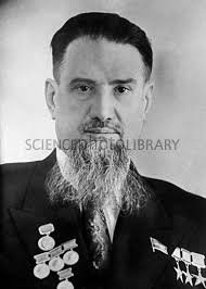 А Курчатова, отца советской атомной бомбы, забыли?