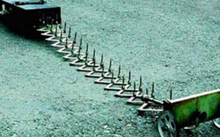 Прям какие то "эстонские полицейские" у нас уже давно Лианы и до них какие то аналогичные были, а как они свои "ковры" раскладывать собираются?