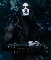 Уэстон (Вестон) Коппола Кейдж - музыкант, лидер калифорнийской блэк-металлической группы "Eyes of Noctum". Сын актёра Николаса Кейджа.