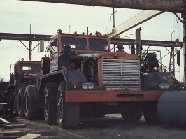 Брутально :) Кто из знатоков подскажет что за модель?