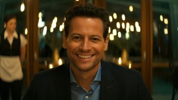 Увидела фото и вспомнила хороший сериал "Вечность". Жаль, что второго сезона нам не видать.