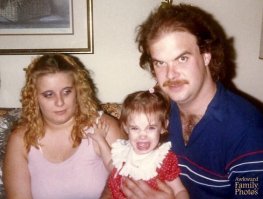 Открывая семейный альбом, вы не хотели бы увидеть эти фотографии