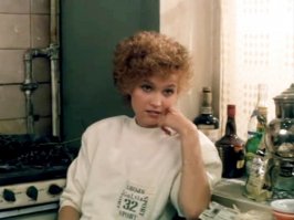 Немоляева, значит, красавица, а Дапкунайте, Розанова и Полищук - страшненькие?! Ну-ну...