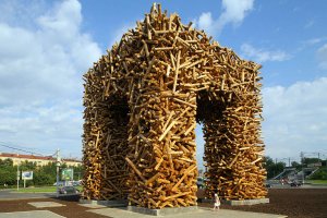 А это дом для него. ( Москва. Отрадное.):)