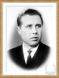 Указом Президиума Верховного Совета СССР бортмеханик В. Г. Грязнов был посмертно удостоен звания Героя Советского Союза за мужество и героизм, проявленные при выполнении служебного долга.