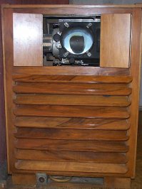 Проекционный телевизор "Москва". Московский телевизионный завод. 1957 год