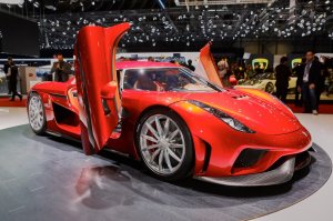 НУ и правильно,пора подновить)Ьем более в этом году вышел новый koenigsegg regera.