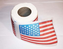 смешно весело и тд, но если у вас в частном доме своя канализация.....беда вам....эта хрень не растворяется. в отличие от другой туалетной бумаги она просто остается целой