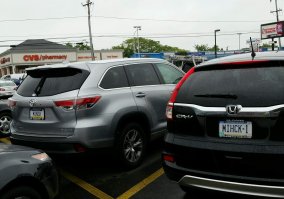 Решил поделиться своей с товарищем.