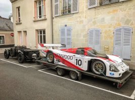А где написано, что на прицепе Porsche 962?