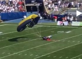 что это со вторым парашютистом?