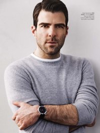 Серьезно? У кого-то проблемы со зрением! Закари Куинто вылитый!