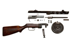 автор старался, тут уже ладно и хорошо, но одно фото глаз резануло, вроде и в разобранном виде ППШ показывает и подетально, но тут то и засада, пневматика только внешне и напоминает, а внутренностями ну никак.