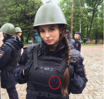 У девахи броня юзаная!