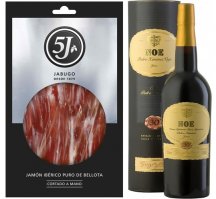 На вкус и цвет все фломастеры конечно разные, 
но для расширения кругозора попробовать деликатес с мировой известностью стоит.

Только важно почитать какой покупать и как подавать на стол... 
а то отрежут как шмат обычной свинины, не прожевать, не проглотить и рассказывают потом : 
- Отстой ваш Паваротти, картавит, в ноты не попадает... 
- Вы были на концерте Паваротти? 
- Нет, мне Рабинович по телефону напел. 

Для первой дегустации можно посоветовать граммов 200 уже нарзанного - Jamon Iberico puro de Bellota 5J с дыней и хересом "Noe" Pedro Ximenez.