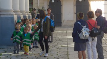 Российских водителей обяжут носить светоотражающую одежду