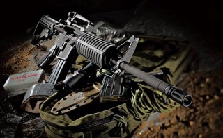 Уже писали,что это М-4?