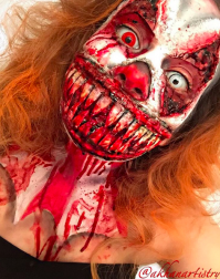 19 фотографий, которые доказывают, что клоуны звездец какие страшные