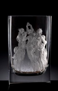 А вот эта ваза стоит в магазине при заводе - ц. 84000 $ !!!